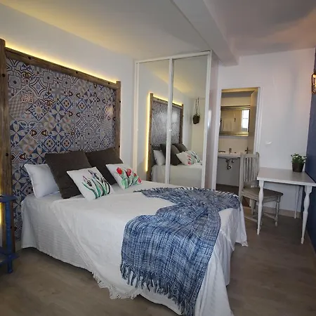 Casitas De Auto Check Guest house Santander